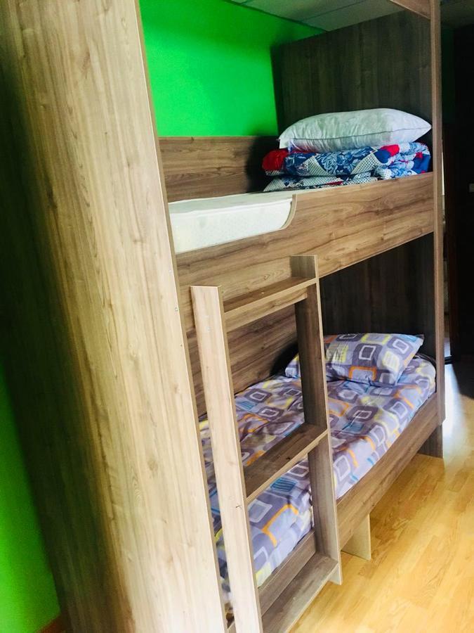 Apelsin Hostel الماتي المظهر الخارجي الصورة