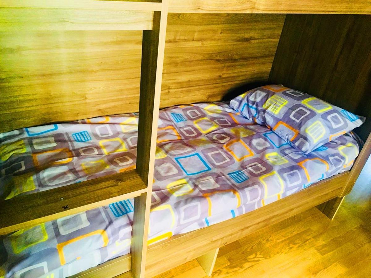 Apelsin Hostel الماتي المظهر الخارجي الصورة