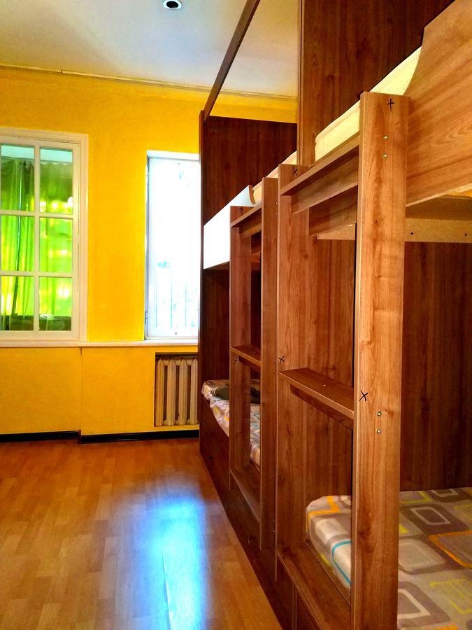 Apelsin Hostel الماتي المظهر الخارجي الصورة